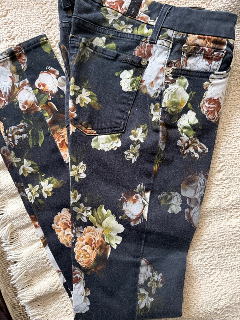 7 For All Mankind Black Floral Trim Skinny Jeans